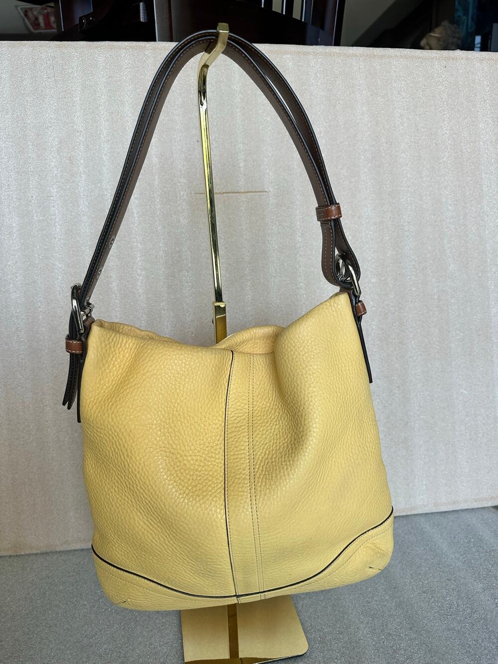 Coach Legacy F10940 Butter Yellow, British Ran Pebbled Leather Shoulder Hobo